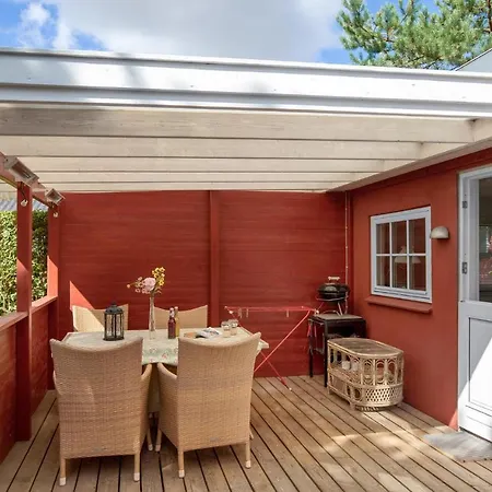 Ferienhaus Stunning In Nexo With Wifi Balke